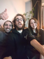 Jonathan, François et Emilie après une session victorieuse de Overcooked